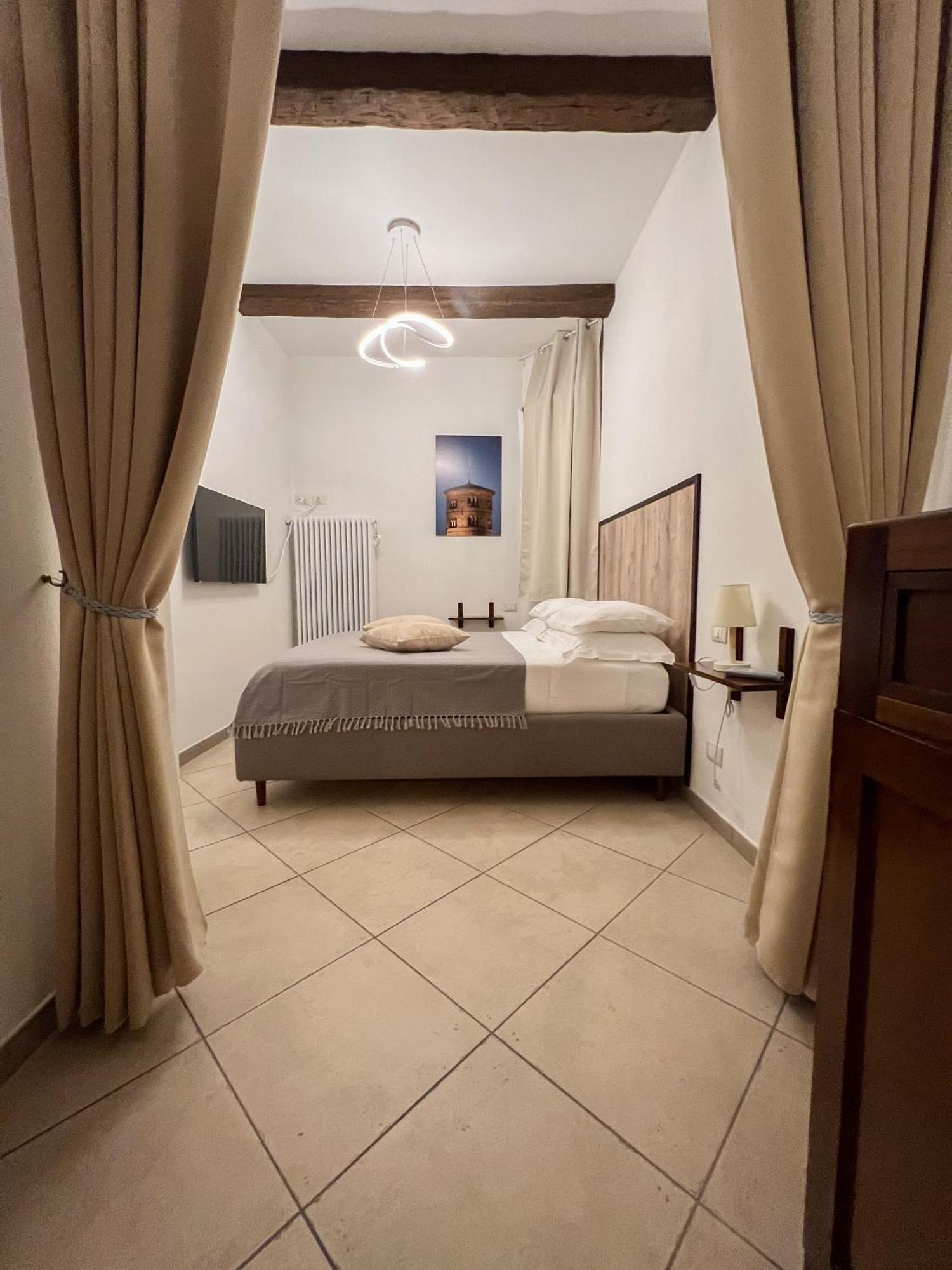Pascoli 21/A Apartman Ravenna Kültér fotó